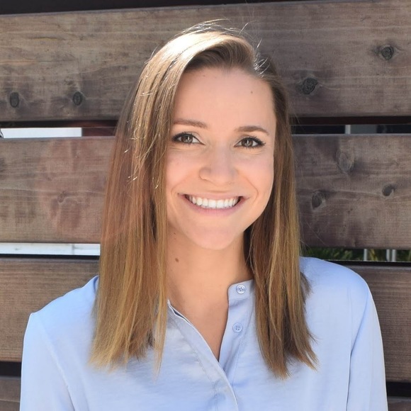 Meet your Posher, Sarah - Picture 1 of 1